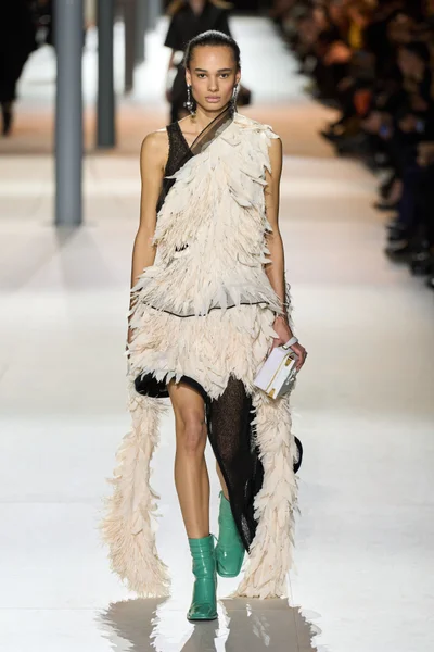 Look 62